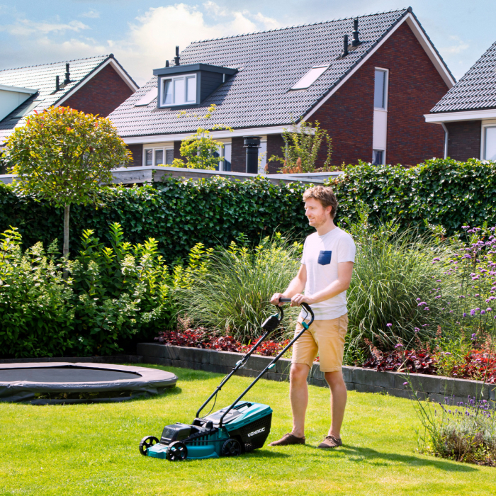 Lawn mower 40V – Brushless – 33cm | Incl. 2x 2.0 Ah battery and quick chargers